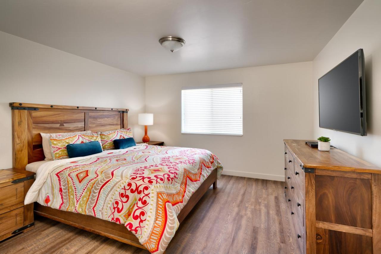 2G New Moab Redcliff Condo, Pool & Hot Tub Buitenkant foto